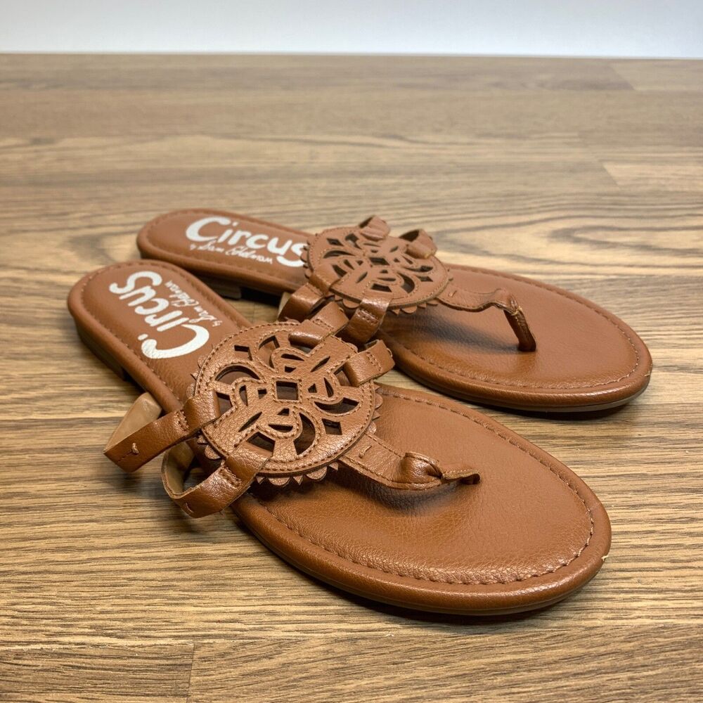 Circus by Sam Edelman Cherri Size 9.5‎ Medallion Thong Sandals Flat Brown